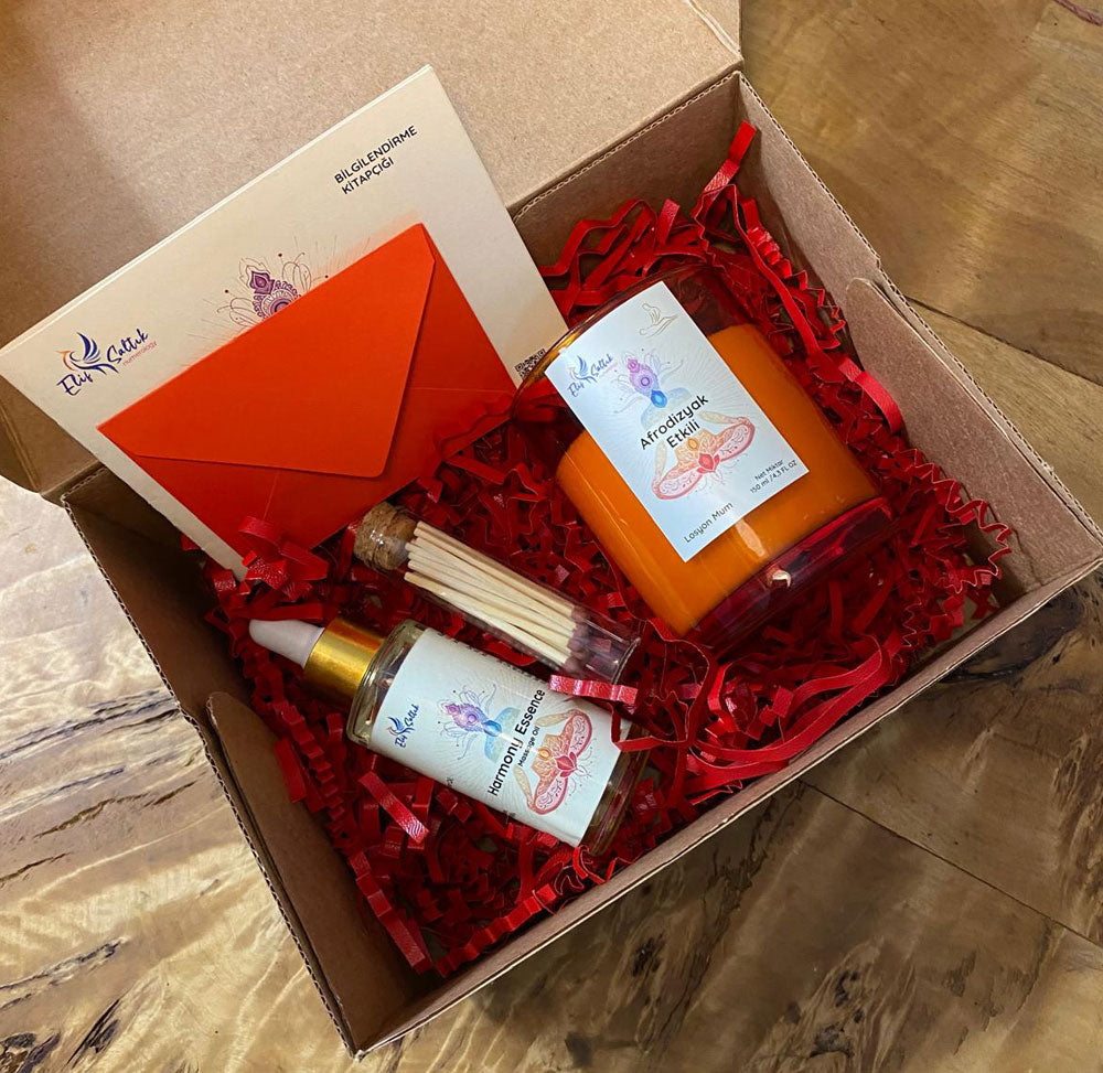 Afrodizyak Etkili Mum ve Yağ Hediye Kutusu